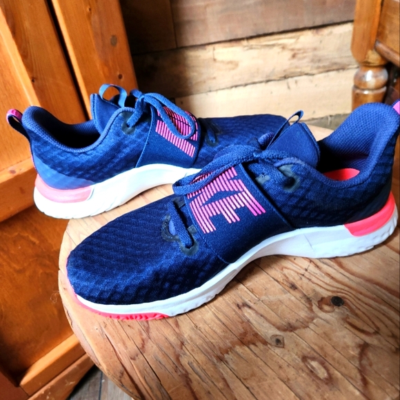 NIKE RENEW IN SEASON RUNNING SHOE- WOMENS 7.5 - Picture 9 of 11